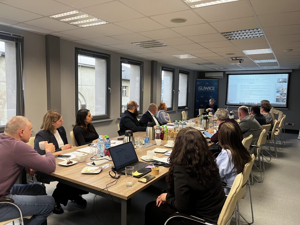 Eksperckie okrągłe stoły w ramach projektu BRIDGE – biotechnologia i bioprodukcja w centrum uwagi